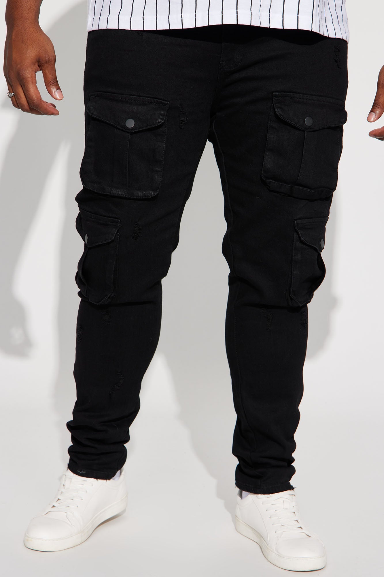 https://cdn.shopify.com/s/files/1/0293/9277/products/01-04-23Studio5_KJ_DJ_13-52-35_46_SOLDIER_Black_P_11856_PLUS_SG.jpg?v=1672880932