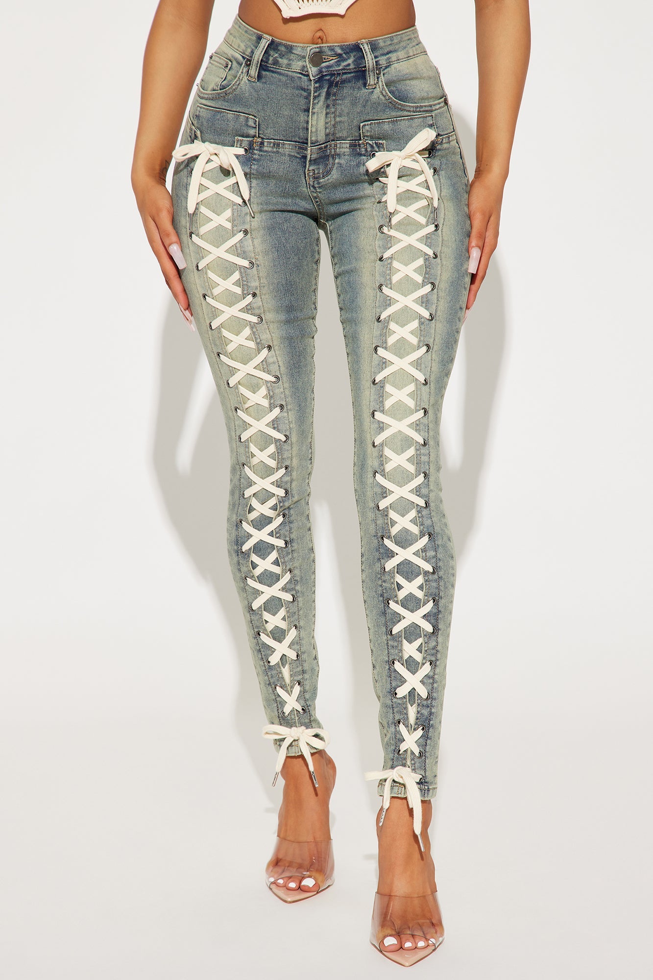 https://cdn.shopify.com/s/files/1/0293/9277/files/01-30-24_S3_10_LP60406BFN_VintageWash_KS_PC_11-11-08_6466_PXF.jpg?v=1706829557