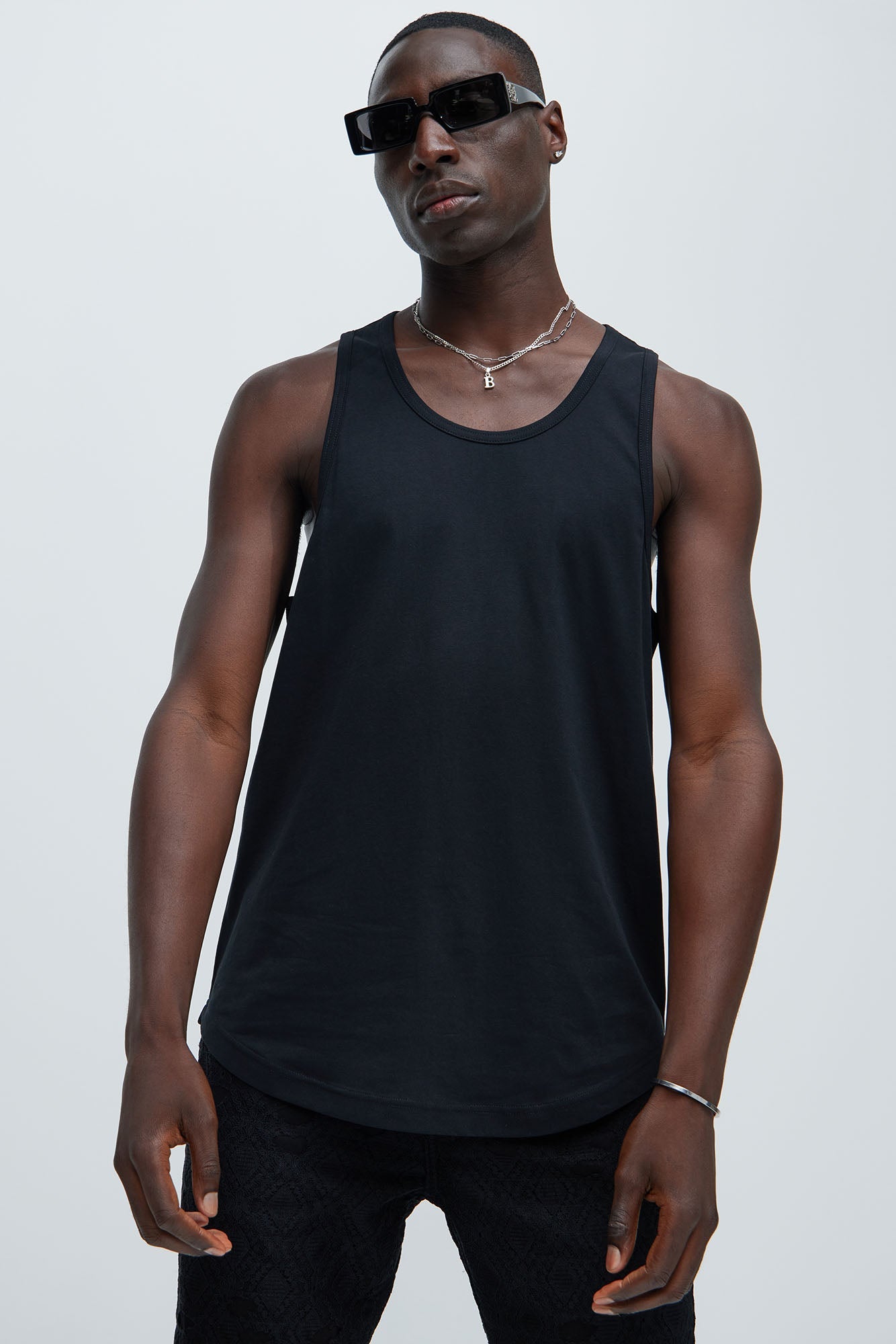 https://cdn.shopify.com/s/files/1/0293/9277/files/04-04-24_S7_74_SCTANK_Black_P_KF_DJ_14-20-37_64352_BH.jpg?v=1712703209