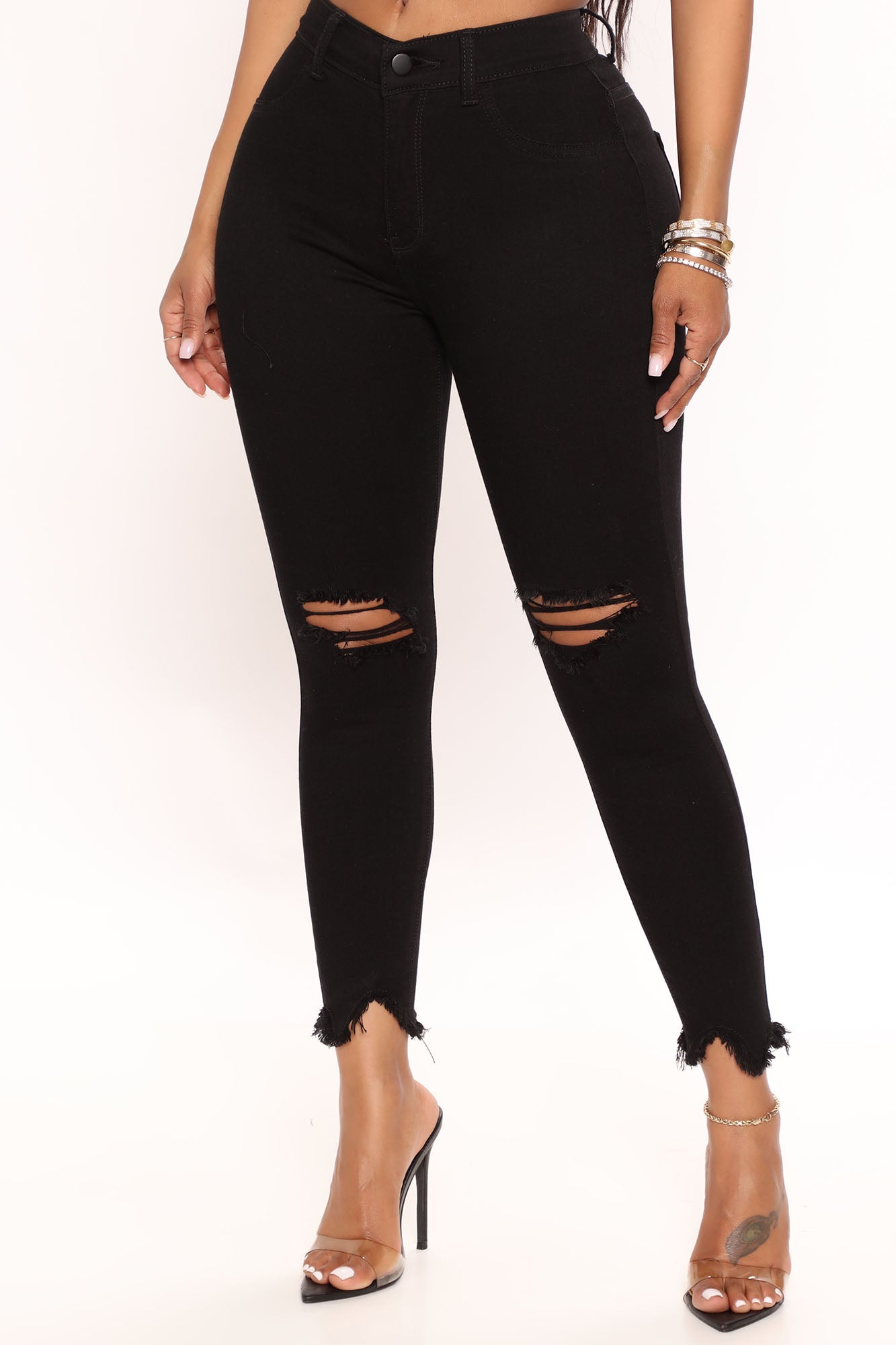 https://cdn.shopify.com/s/files/1/0293/9277/products/04-25-22Studio4_ME_RL__15-14-02_33_1747BK_Black_21421_EH.jpg?v=1651013155