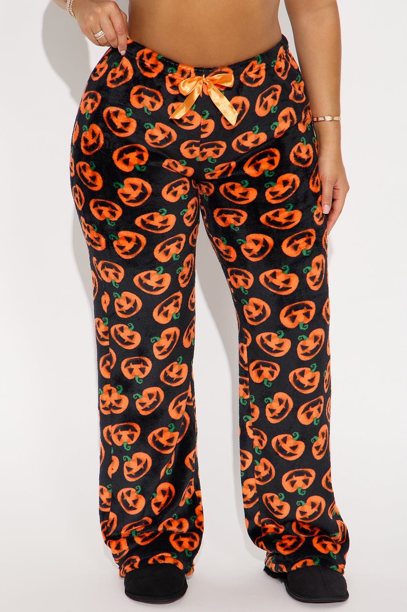 https://cdn.shopify.com/s/files/1/0293/9277/files/07-31-25_S1_7_1PF1769FN_BlackOrange_ZSR_CR_AA_15-34-43_13210_PXF.jpg?v=1754090580