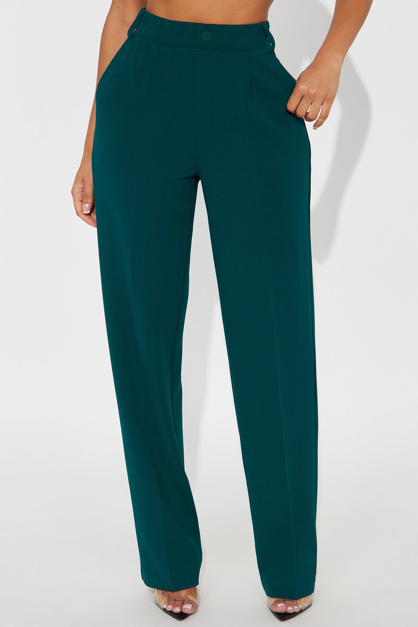 https://cdn.shopify.com/s/files/1/0293/9277/files/08-20-25_S2_54_V31335_HunterGreen_ZSR_CXB_RL_15-26-33_10981_PXF.jpg?v=1755804183
