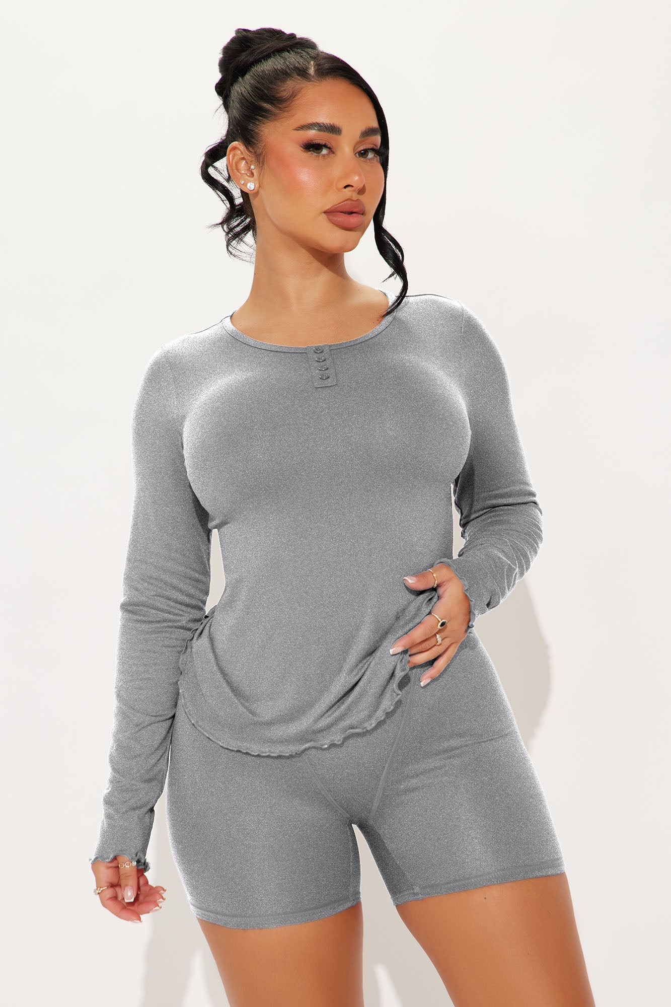 https://cdn.shopify.com/s/files/1/0293/9277/files/08-22-24_S3_20_FN8001_DarkRed_KS_DO_11-48-45_54894_PXF_KP.jpg?v=1738286443