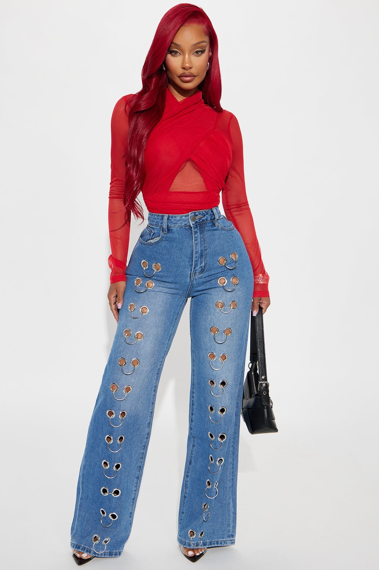 https://cdn.shopify.com/s/files/1/0293/9277/files/09-25-24_S2_27_23GWF13689B_Red_CXB_RL_15-53-08_10839_PXF.jpg?v=1727383532