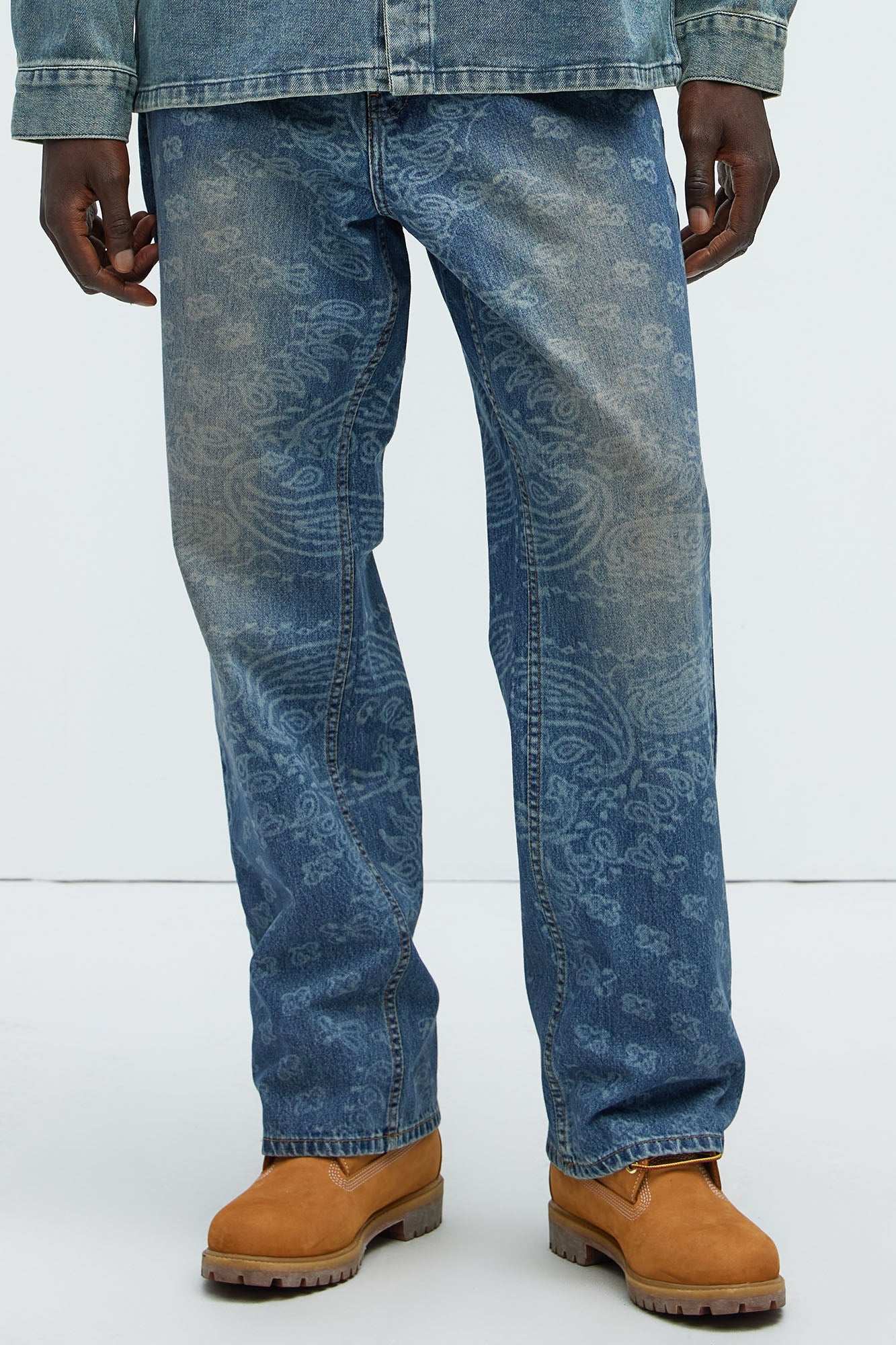 https://cdn.shopify.com/s/files/1/0293/9277/files/11-01-24_S7_85_ZDF01D430097_MediumWash_P_CZ_DJ_14-55-21_36993_SG.jpg?v=1730506291