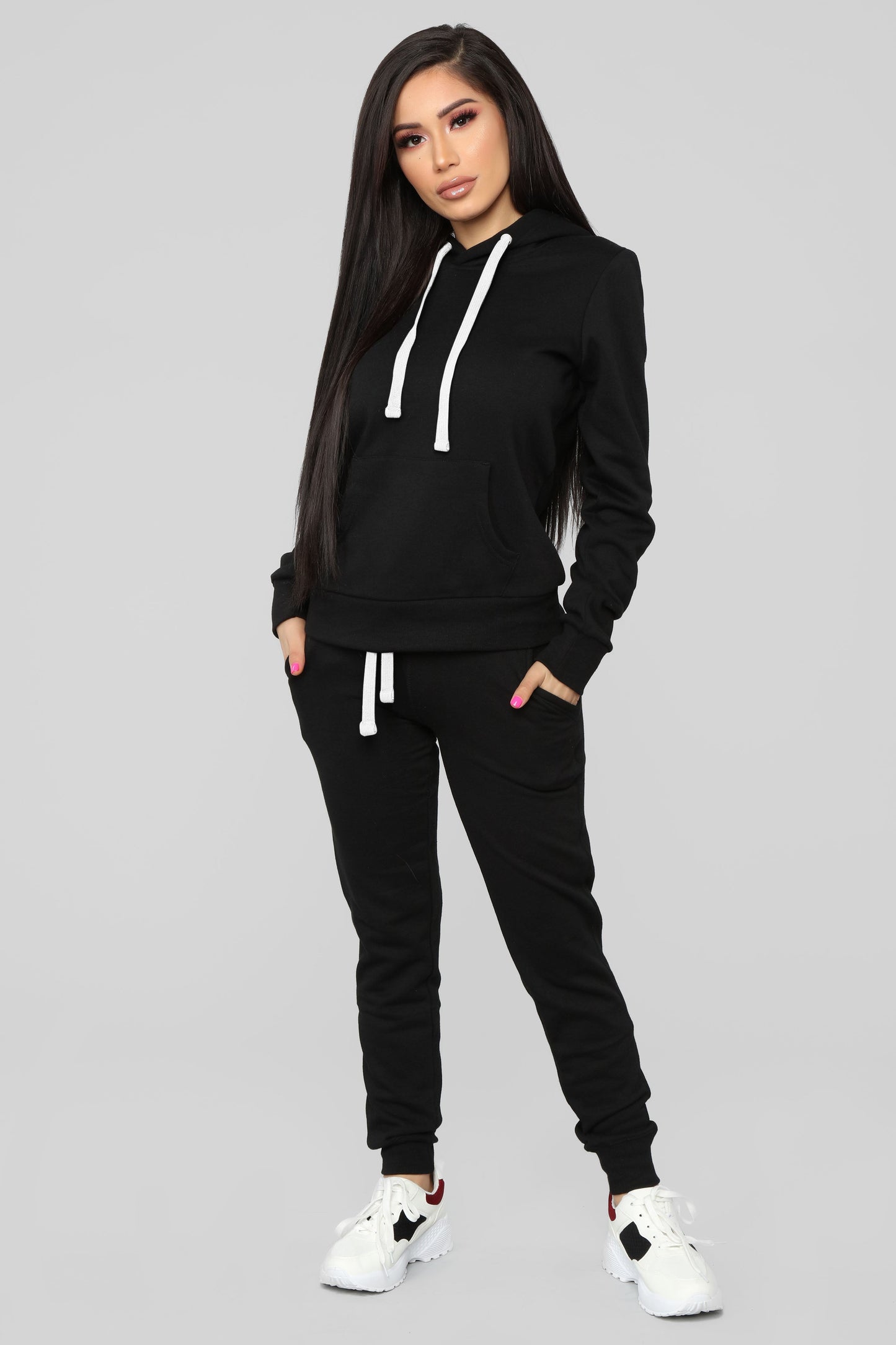 https://cdn.shopify.com/s/files/1/0293/9277/products/11-05-18_Studio_2_13-32-10_JU040_Black0518_AJ_JF.jpg?v=1629401908
