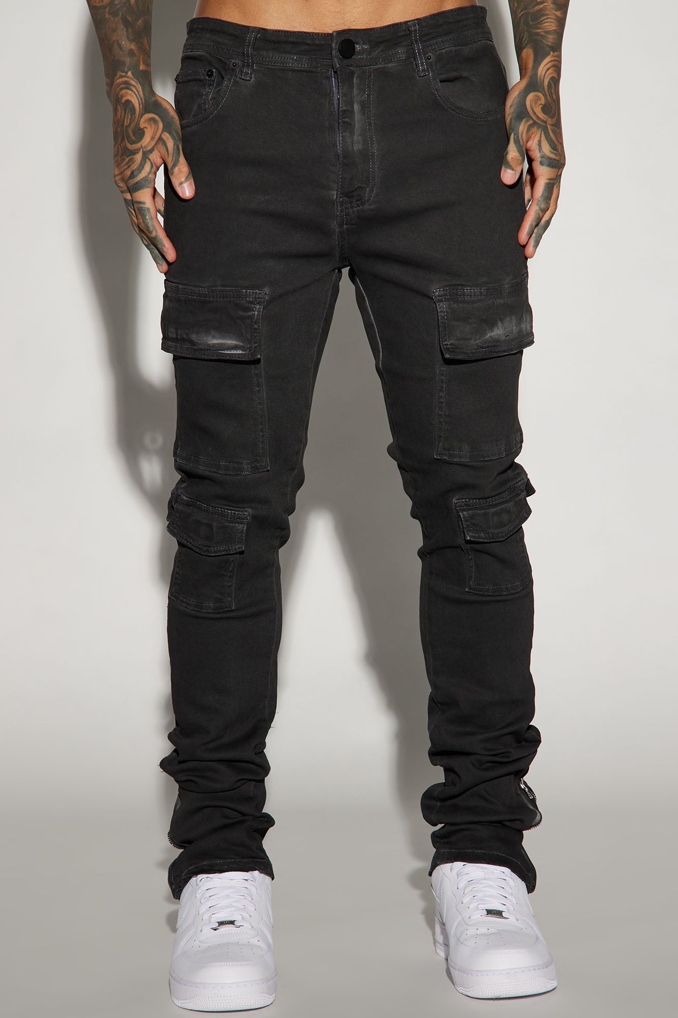 https://cdn.shopify.com/s/files/1/0293/9277/files/12-04-23_Studio7_CB_AL_09-56-10_22_GFN162P_BlackWash_27548_MR.jpg?v=1702055897