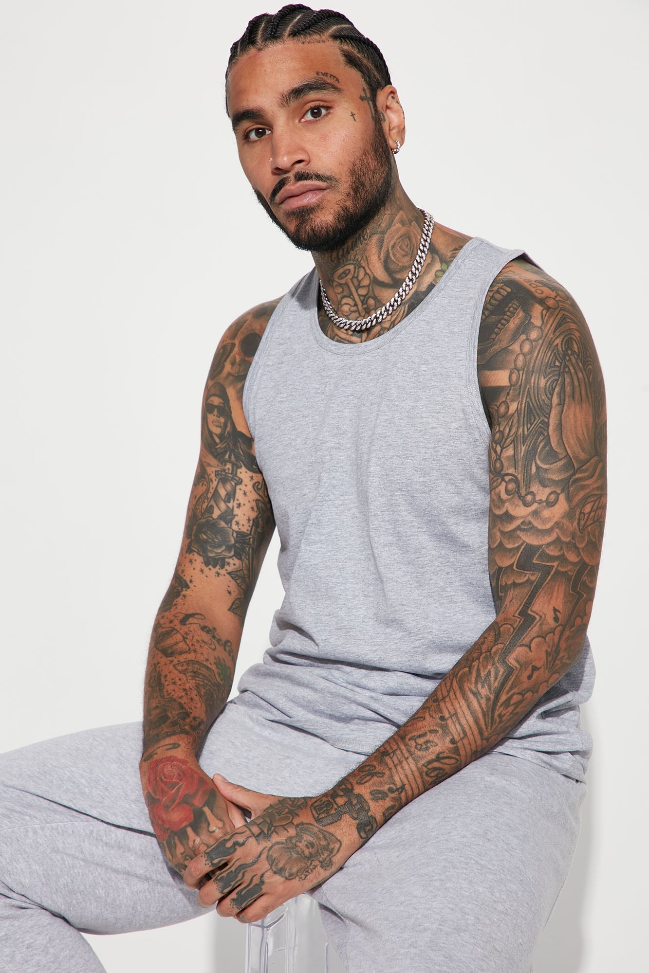 https://cdn.shopify.com/s/files/1/0293/9277/products/12-23-22Studio5_RT_DJ_08-15-53_1_NMKT30818_Grey_P_3586_SG.jpg?v=1671831926