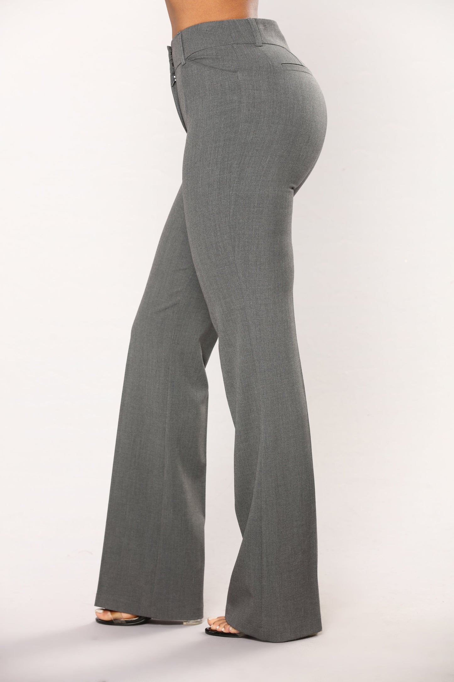 https://cdn.shopify.com/s/files/1/0293/9277/products/Fashion_Nova_12-04-17-276.jpg?v=1704490108