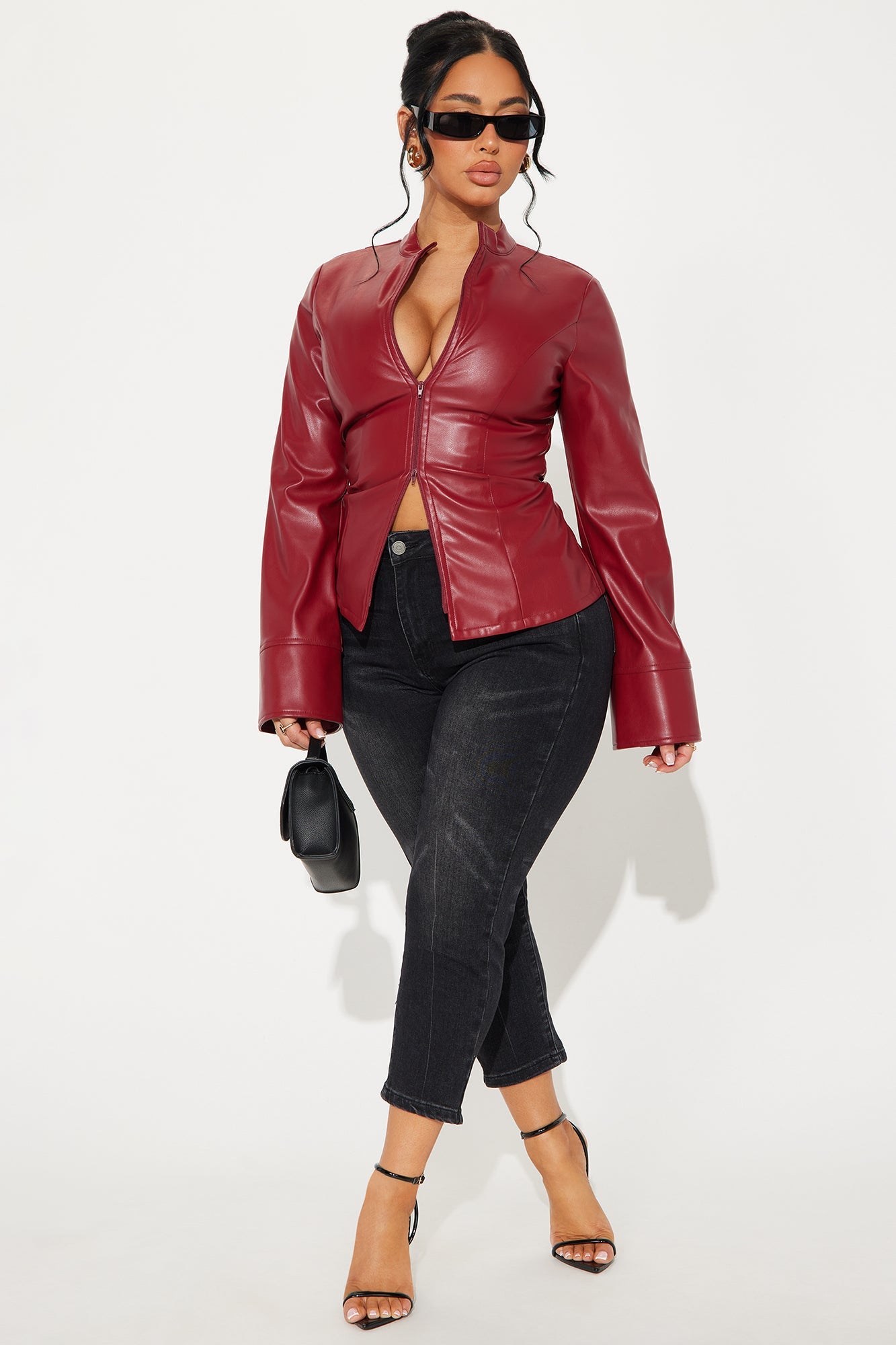 https://cdn.shopify.com/s/files/1/0293/9277/files/01-28-25_S3_52_T6277C_Burgundy_RK_AC_14-35-44_3133_PXF.jpg?v=1738198562