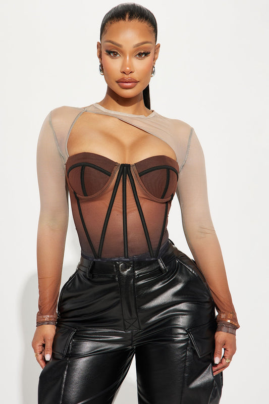 https://cdn.shopify.com/s/files/1/0293/9277/files/02-02-24_S2_40_23GWF13327_BrownCombo_KJ_RL_16-04-52_6333_PXF.jpg?v=1707159982