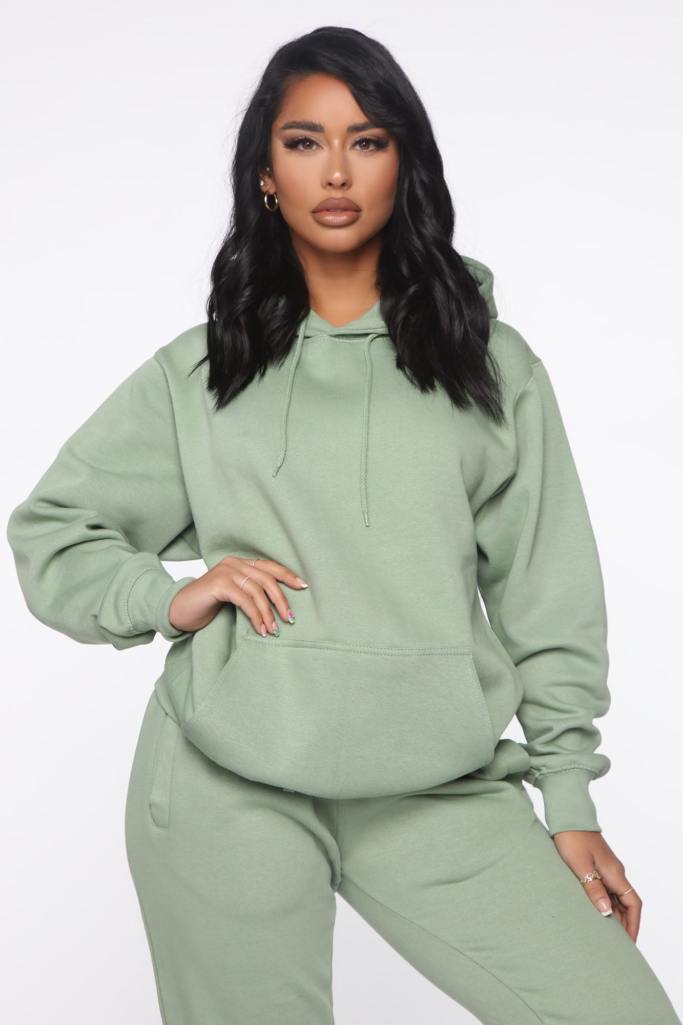https://cdn.shopify.com/s/files/1/0293/9277/products/02-20-20_Studio_3_RM_ES_08-33-07_1__WMKT40418_Sage_P_0006_NT.jpg?v=1651602982