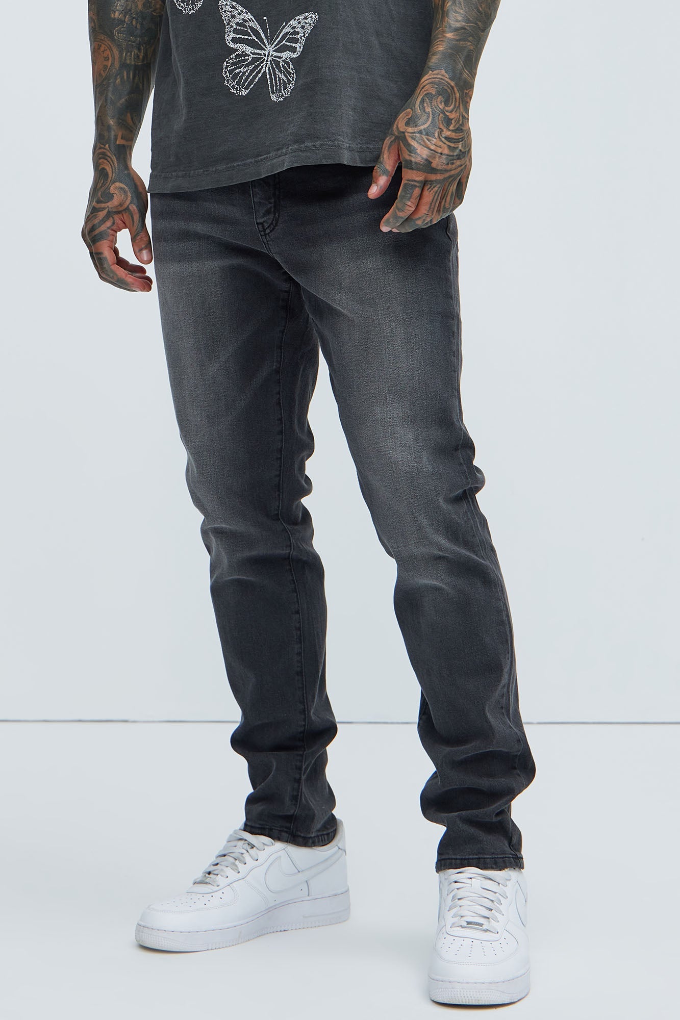 https://cdn.shopify.com/s/files/1/0293/9277/files/04-09-24_S7_60_MPDSS1_BlackWash_P_CZ_DJ_13-21-40_41991_CM_8df64404-1bad-4b57-9b16-ad036073c8dc.jpg?v=1713288978