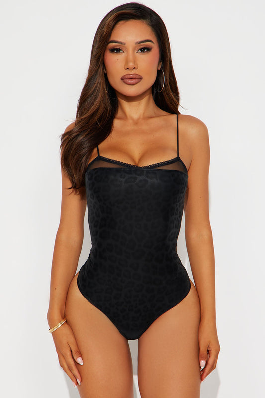 https://cdn.shopify.com/s/files/1/0293/9277/files/05-29-25_S3_48_PTA8876_Black_TK_SS_14-04-54_33080_CM.jpg?v=1748645407