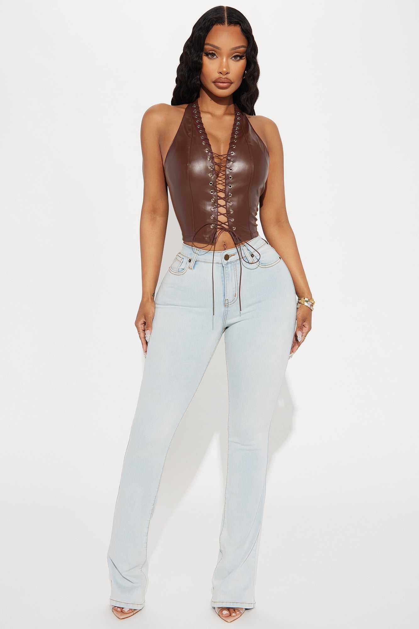 https://cdn.shopify.com/s/files/1/0293/9277/files/06-05-24_S2_33_TC0117T_Brown_KS_RA_14-36-01_23369_PXF.jpg?v=1717784421
