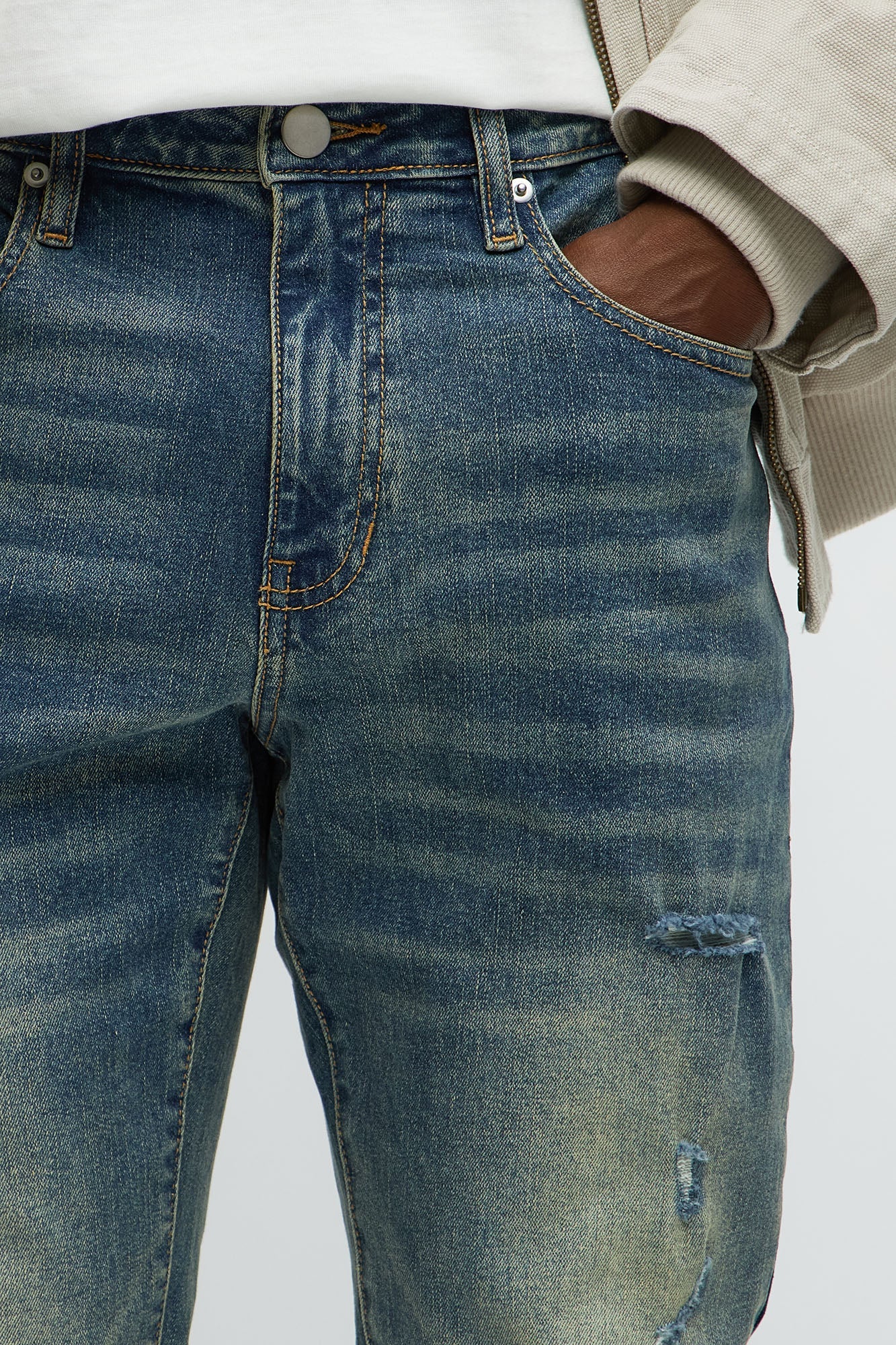 https://cdn.shopify.com/s/files/1/0293/9277/files/06-09-25_S7_71_ZDF01D430058_VintageBlueWash_ZSR_CZ_LG_13-26-06_130826_SG.jpg?v=1749510767