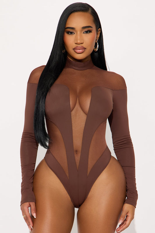 https://cdn.shopify.com/s/files/1/0293/9277/files/07-23-25_S8_46_25GWQ820_Chocolate_RK_IM_14-15-25_14967_PXF.jpg?v=1753385054