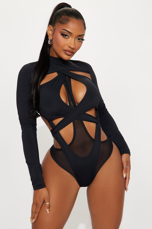 https://cdn.shopify.com/s/files/1/0293/9277/files/08-16-25_S3_38_T17230CPD_Black_ZSR_JG_PC_13-47-02_14270_CM.jpg?v=1755553944