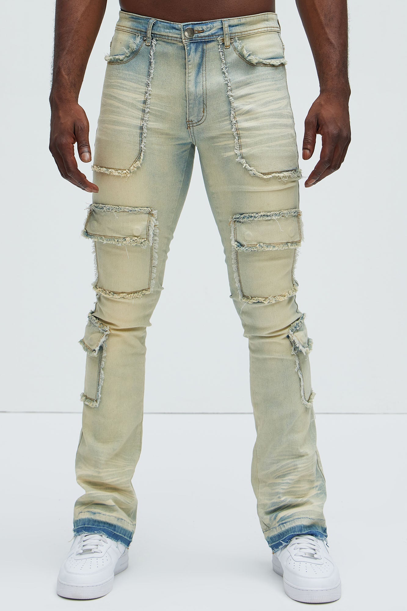 https://cdn.shopify.com/s/files/1/0293/9277/files/08-22-24_S7_36_GFN6_LightWash_CZ_DJ_11-09-10_55901_SG.jpg?v=1724447383