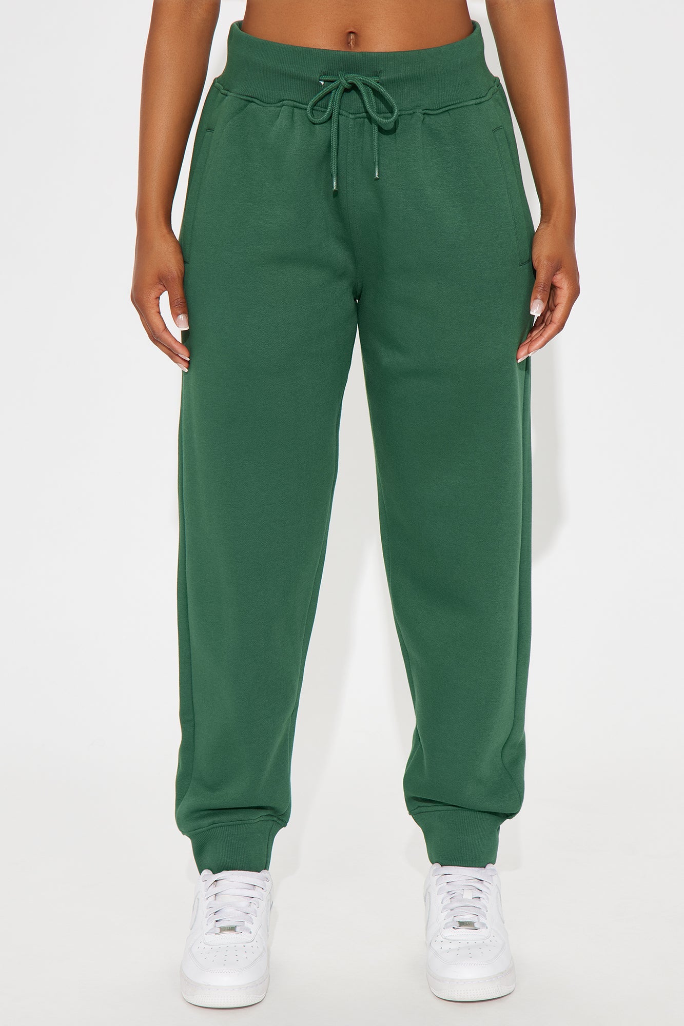 https://cdn.shopify.com/s/files/1/0293/9277/files/08-27-25_S6_65_123JOGGER_Hunter_ZSR_KP_JW_15-37-57_100640_PXF.jpg?v=1756413290