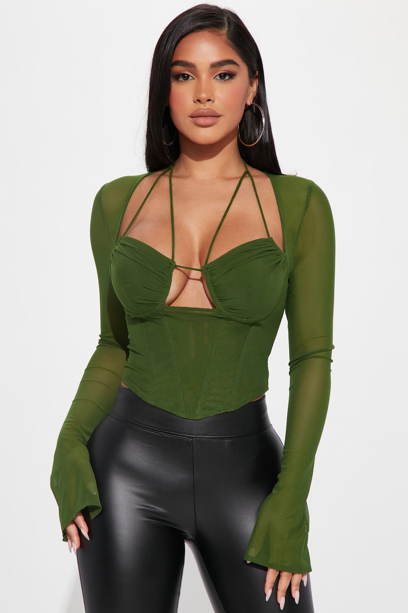 https://cdn.shopify.com/s/files/1/0293/9277/products/09-08-22Studio1_KJ_LT_15-42-58_39_S5037T_Olive_13833_KS.jpg?v=1674089875