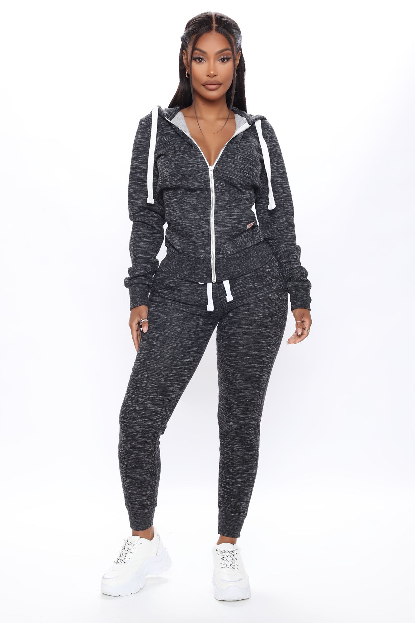 https://cdn.shopify.com/s/files/1/0293/9277/products/09-17-20Studio1_JP_ON_14-05-50_15_J415_Blackcombo_R_0038_RA.jpg?v=1600384239
