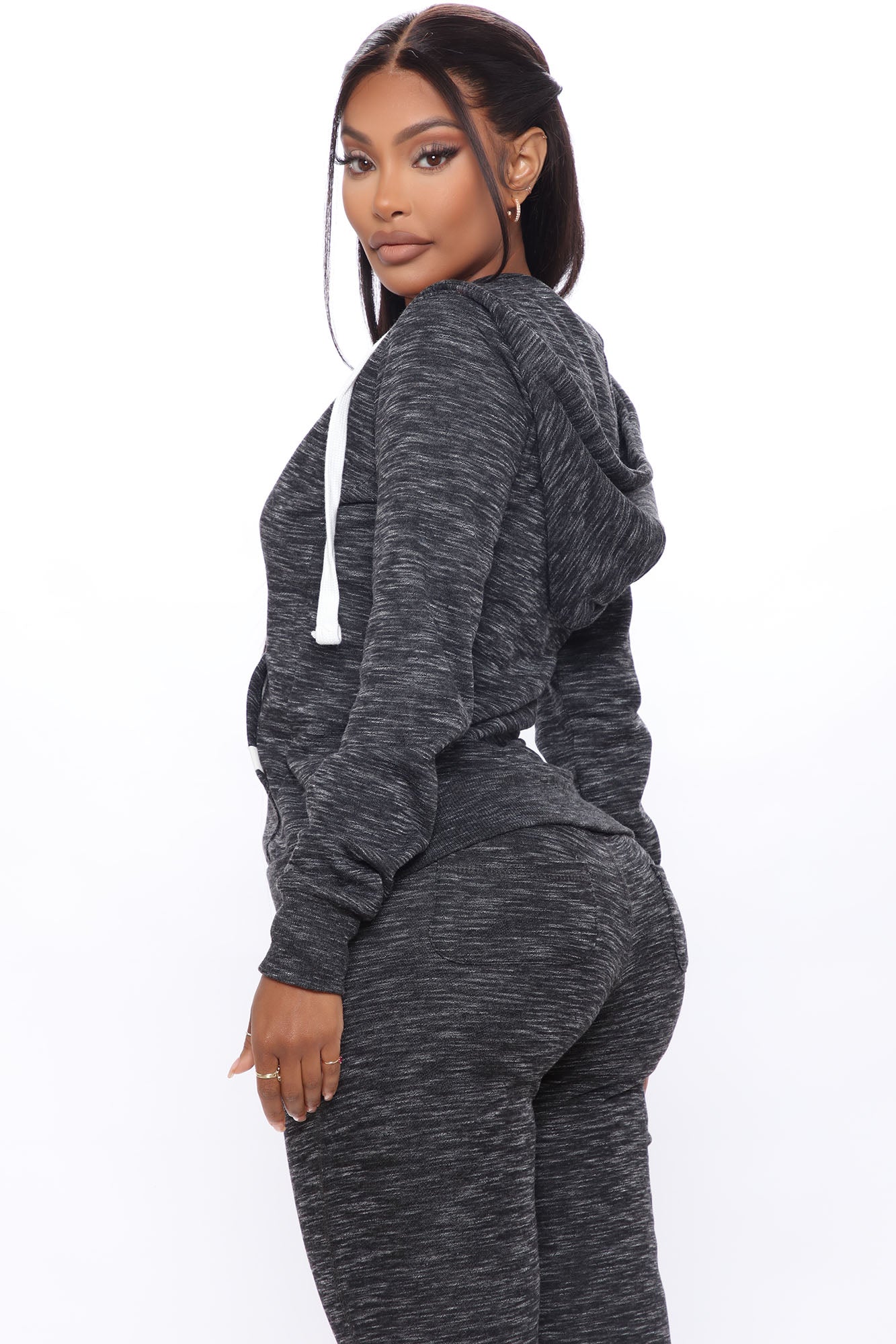 https://cdn.shopify.com/s/files/1/0293/9277/products/09-17-20Studio1_JP_ON_14-06-27_15_J415_Blackcombo_R_0047_RA.jpg?v=1600384231
