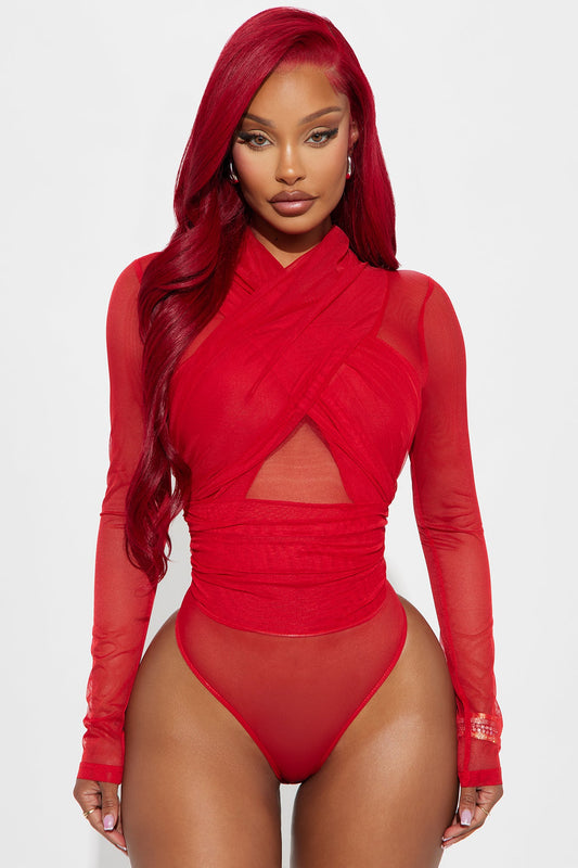 https://cdn.shopify.com/s/files/1/0293/9277/files/09-25-24_S2_27_23GWF13689B_Red_CXB_RL_15-51-06_10837_PXF.jpg?v=1727383532