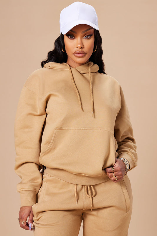 https://cdn.shopify.com/s/files/1/0293/9277/products/10-12-22Studio7_ME_RL_14-53-14_10_WMKT40418_Nude_0256__SG.jpg?v=1665684999