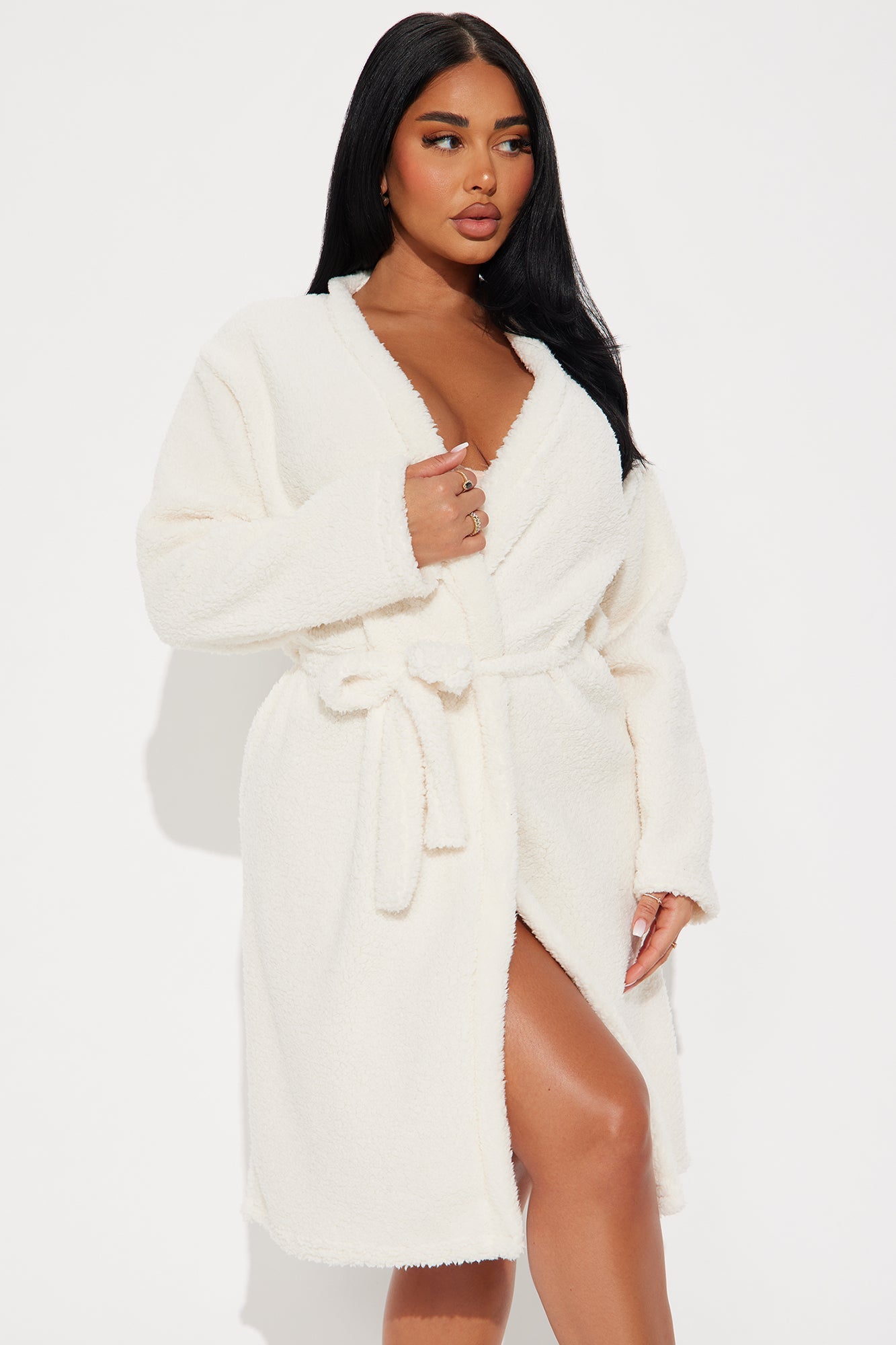 https://cdn.shopify.com/s/files/1/0293/9277/files/11-11-24_S1_12_1RA11_Ivory_CZ_AC_11-45-15_165336_PXF.jpg?v=1731452269