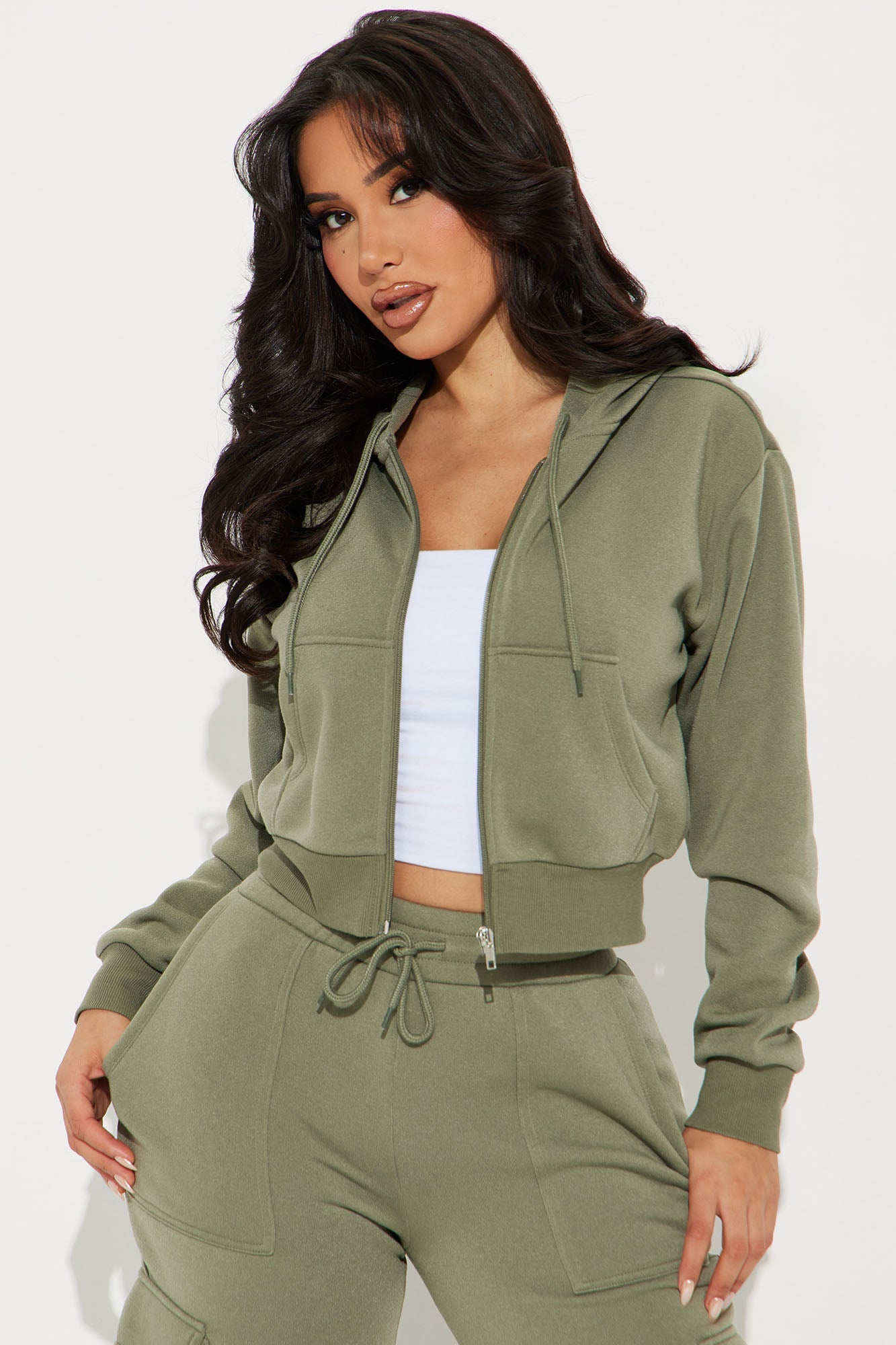 https://cdn.shopify.com/s/files/1/0293/9277/files/12-16-24_S3_11_76296_Olive_ZSR_CZ_AP_10-13-31_2226_SG.jpg?v=1734476069
