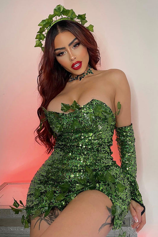 https://cdn.shopify.com/s/files/1/0293/9277/products/LittleMissIvy3PieceCostumeSet-Green_MER_3_19d25ea5-88bc-4fe7-a925-e822ddf5391a.jpg?v=1666891566