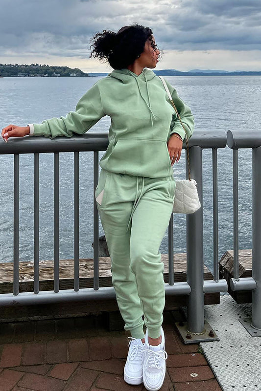 https://cdn.shopify.com/s/files/1/0293/9277/products/StoleYourBoyfriend_sOversizedJogger-Sage_MER_06f7bc0d-b6a8-432d-b3a1-1182f7947439.jpg?v=1651602970
